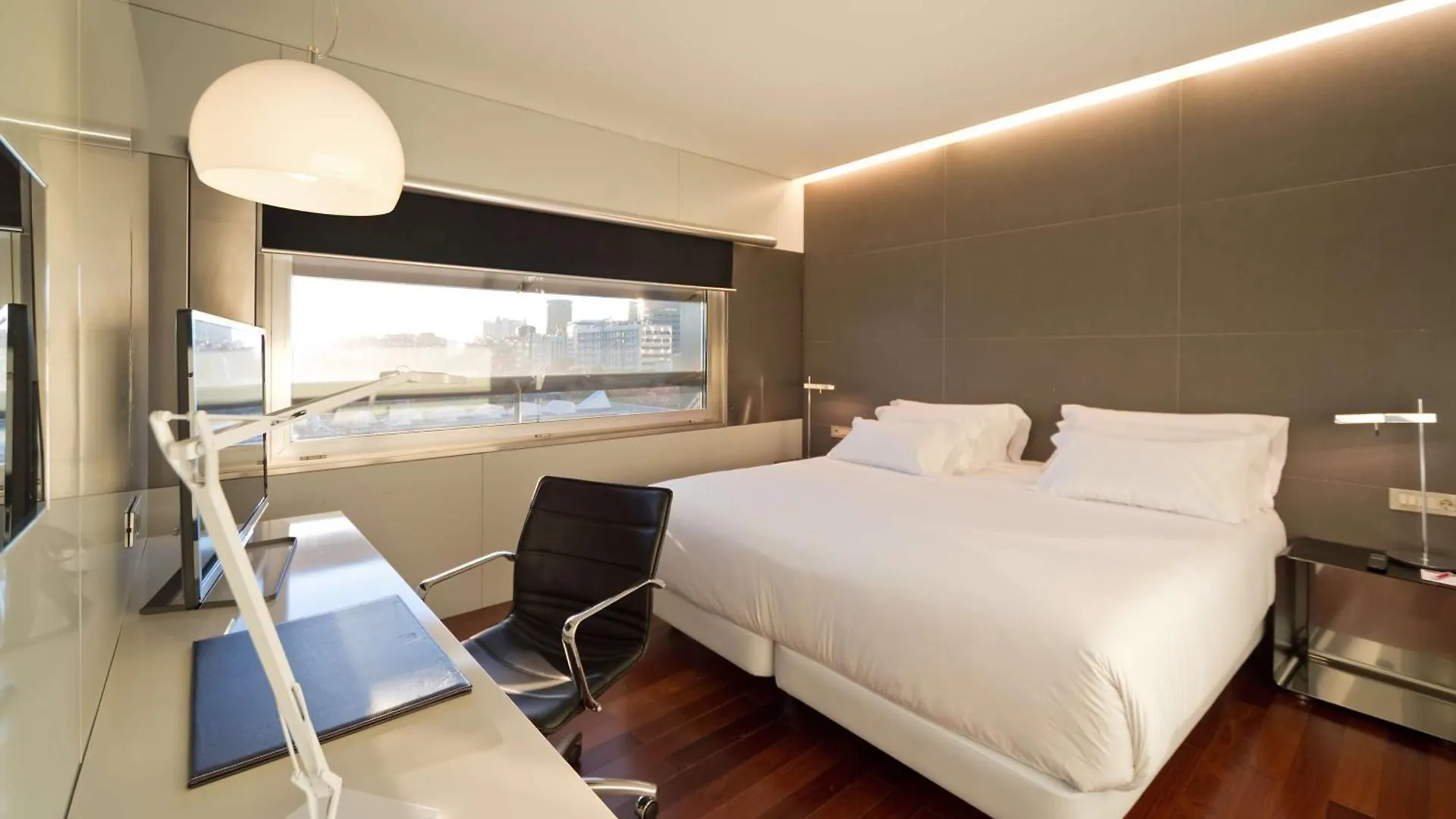 Отель Nh Collection Barcelona Constanza