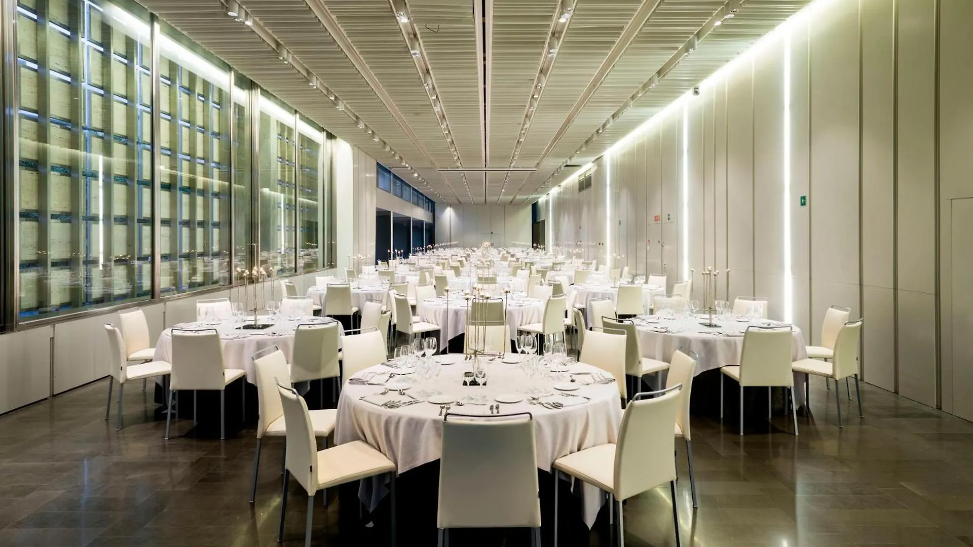 Отель Nh Collection Barcelona Constanza