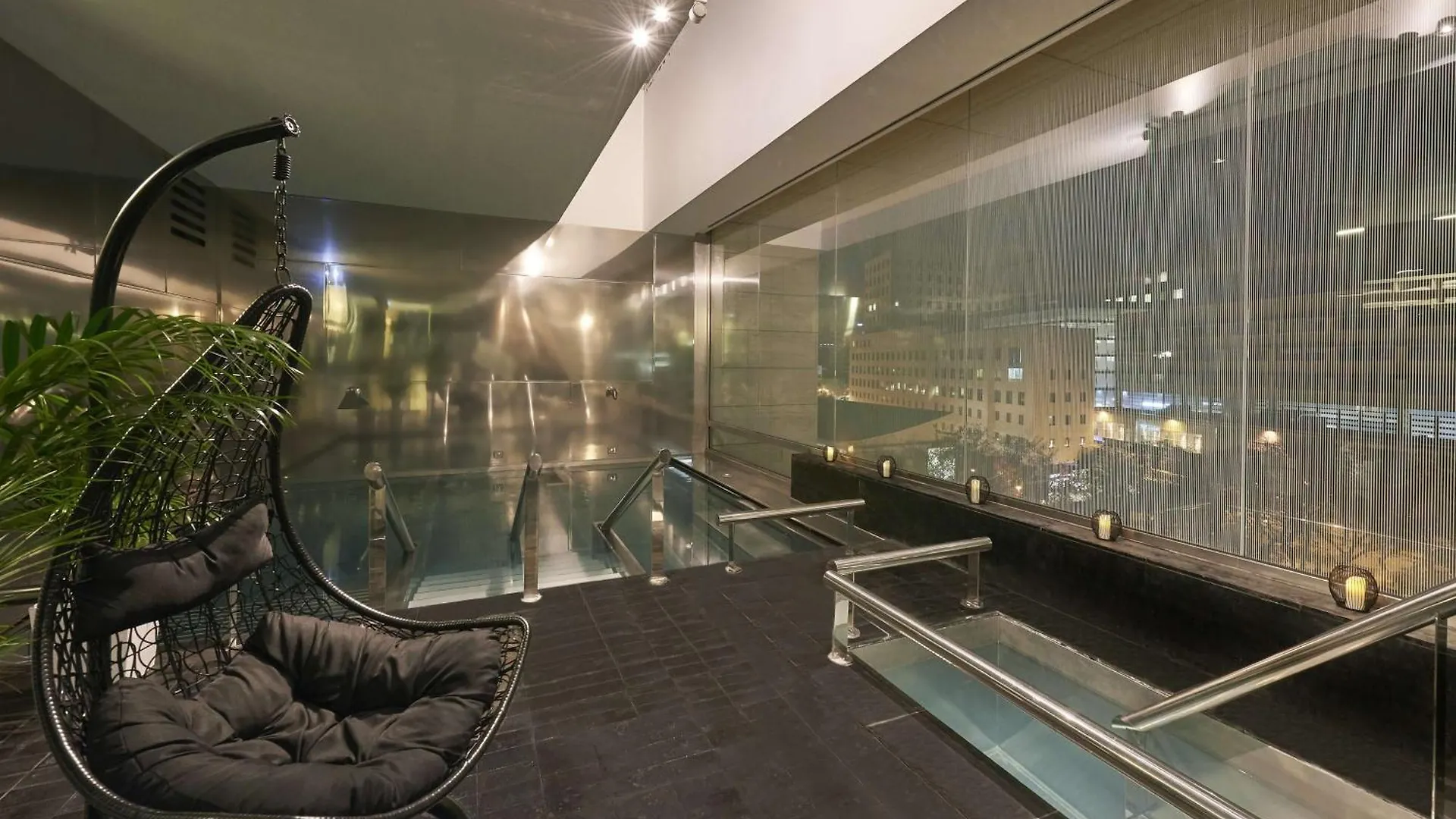 Отель Nh Collection Barcelona Constanza 4*,