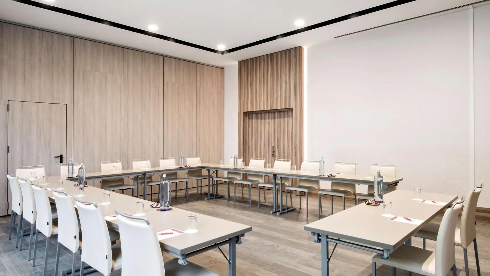 Отель Nh Collection Barcelona Constanza