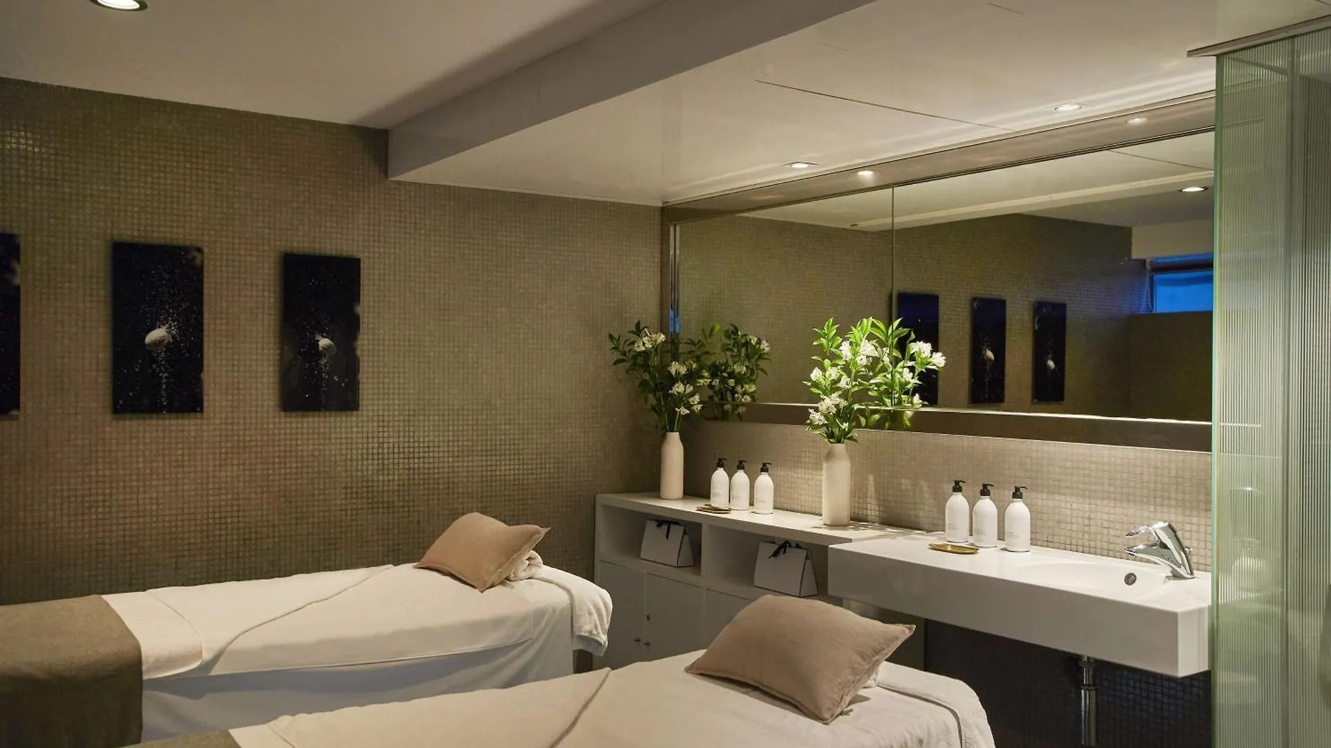 Отель Nh Collection Barcelona Constanza 4*,  Испания