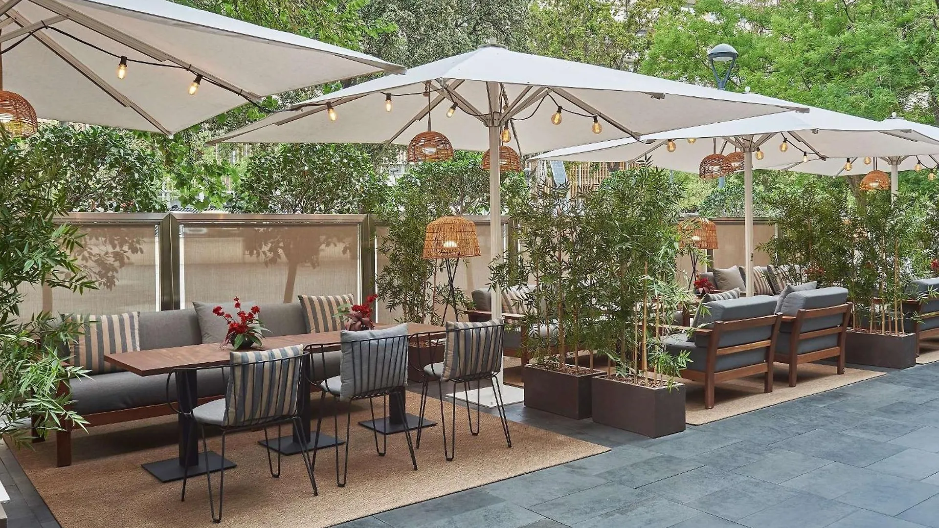 Отель Nh Collection Barcelona Constanza 4*,