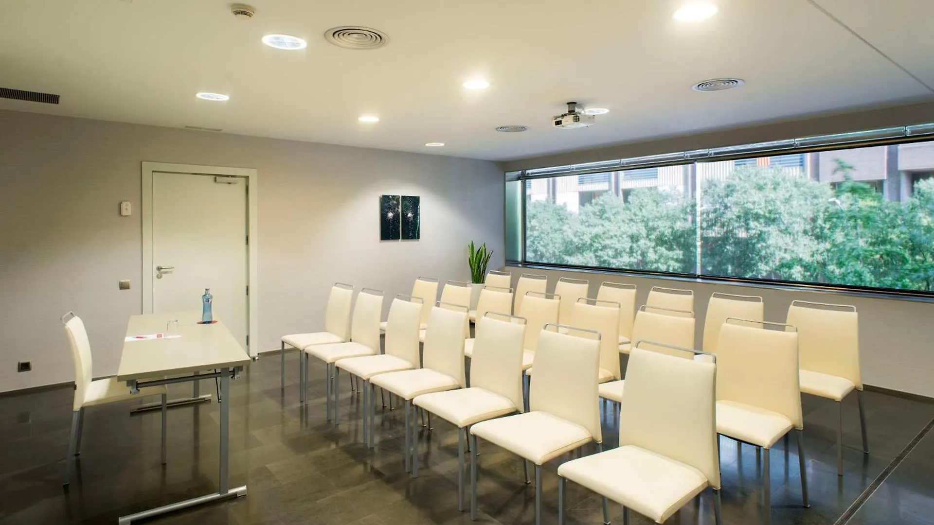 Nh Collection Barcelona Constanza Hotel