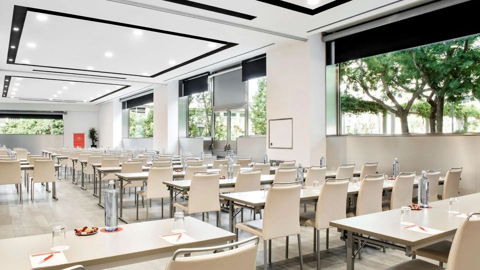 Nh Collection Barcelona Constanza Hotel 4*,
